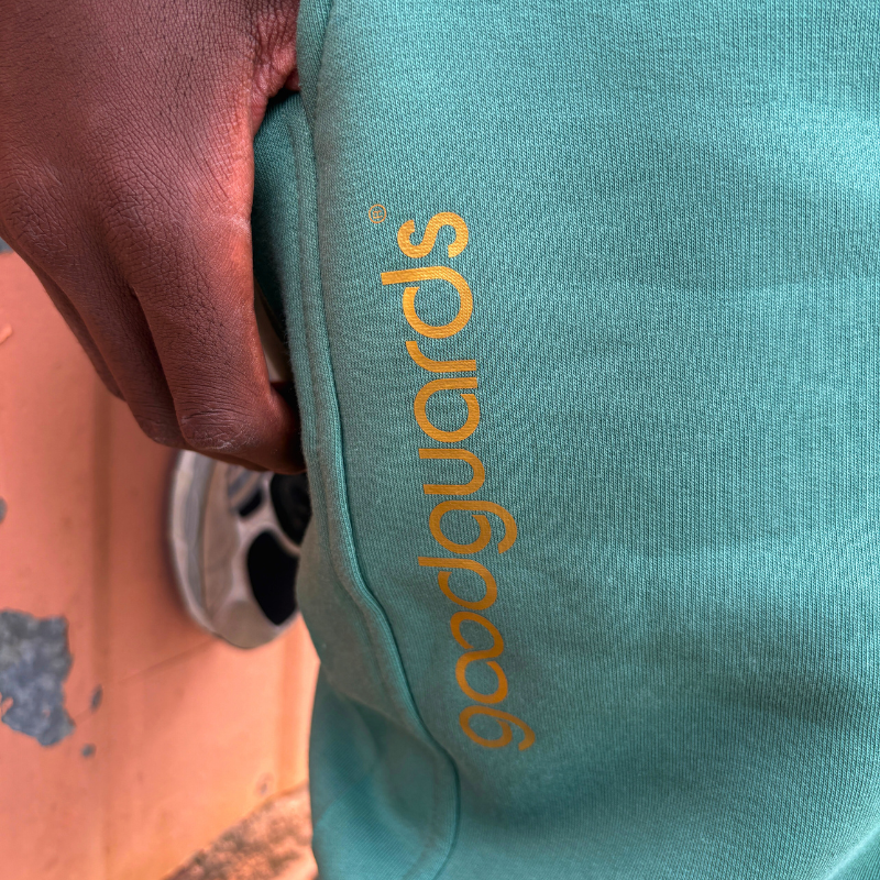 Goodjogger Jogginghose Loose Fit unisex leafgreen-gold