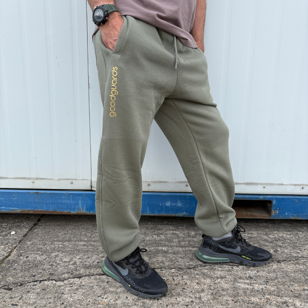 Goodjogger Jogging Pants Loose Fit unisex olive gold