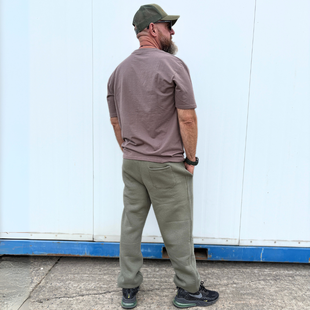 Goodjogger Jogging Pants Loose Fit unisex olive gold