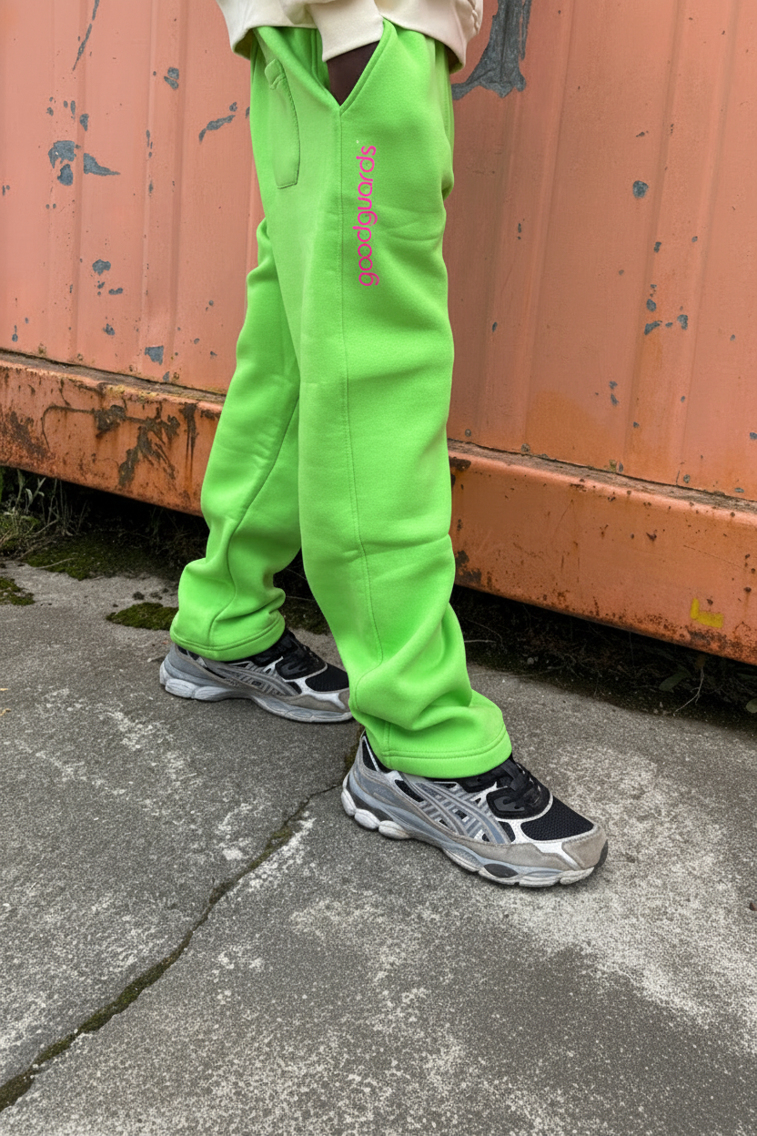 Goodjogger Jogging Pants Loose Fit unisex grass-cream