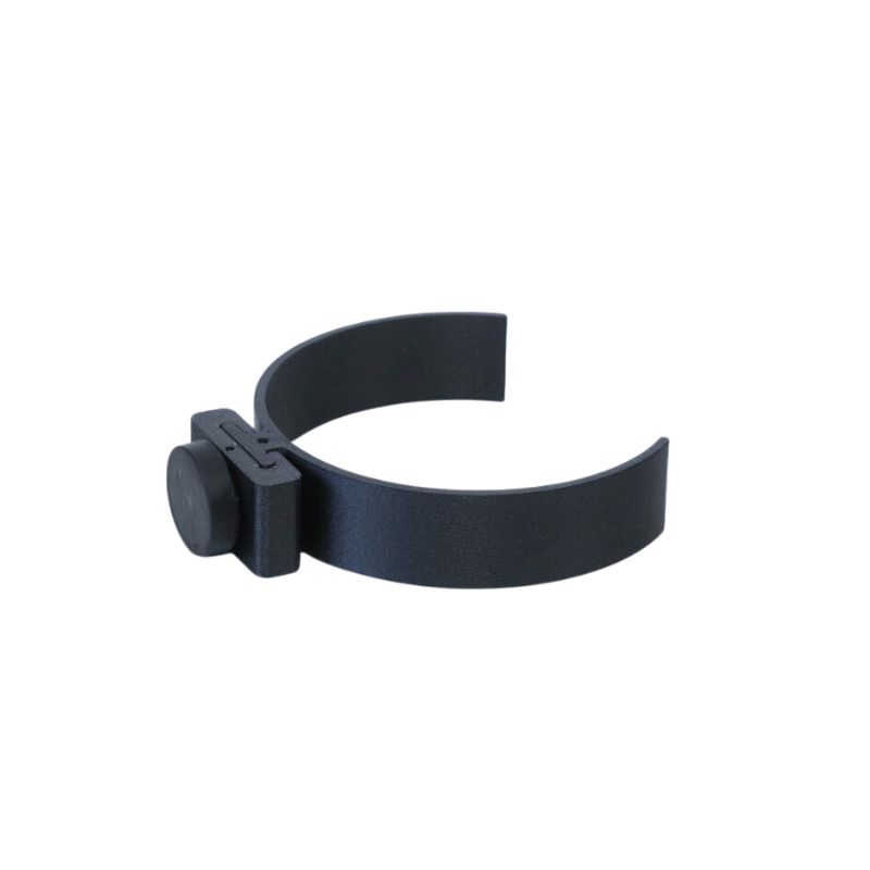 Mounting bracket with magnetic base for 80 mm ventilation hoses